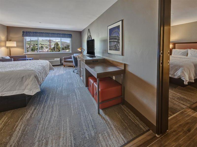 Hampton Inn Discovery Kingdom Napa Gateway Вальехо Экстерьер фото